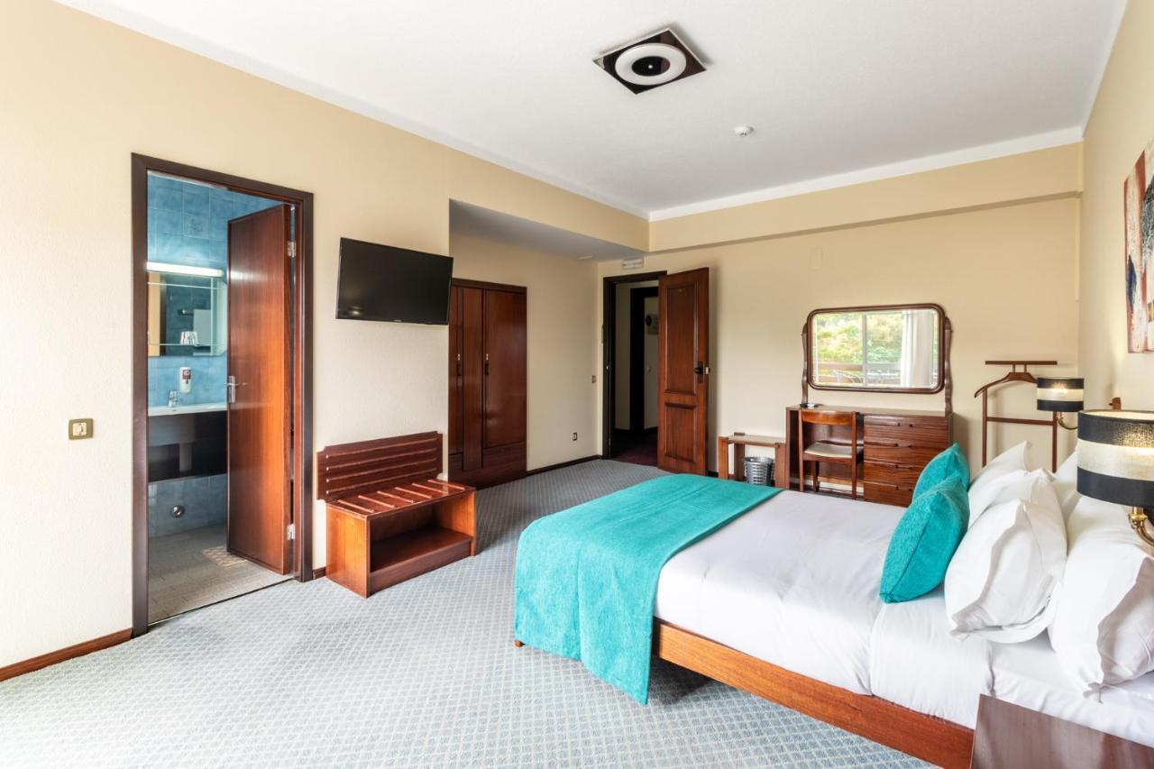 Hotel Colmeia Monte Real Ngoại thất bức ảnh