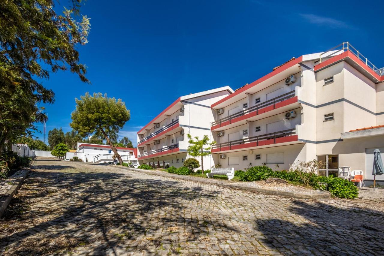 Hotel Colmeia Monte Real Ngoại thất bức ảnh