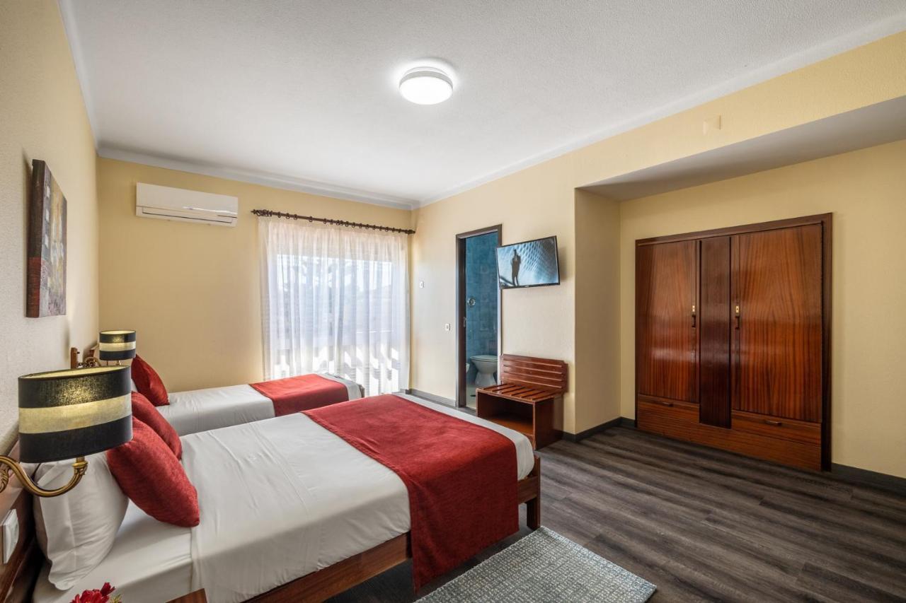 Hotel Colmeia Monte Real Ngoại thất bức ảnh