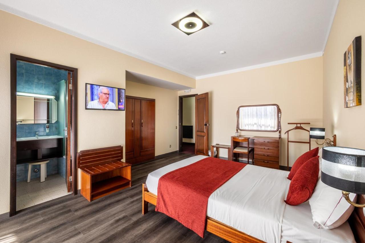 Hotel Colmeia Monte Real Ngoại thất bức ảnh