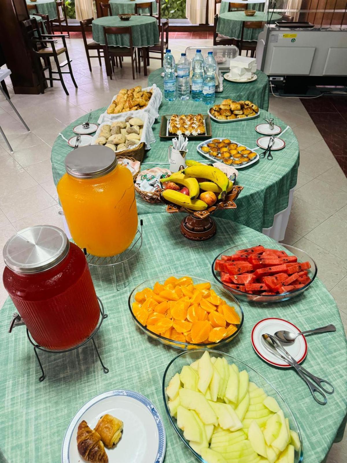Hotel Colmeia Monte Real Ngoại thất bức ảnh
